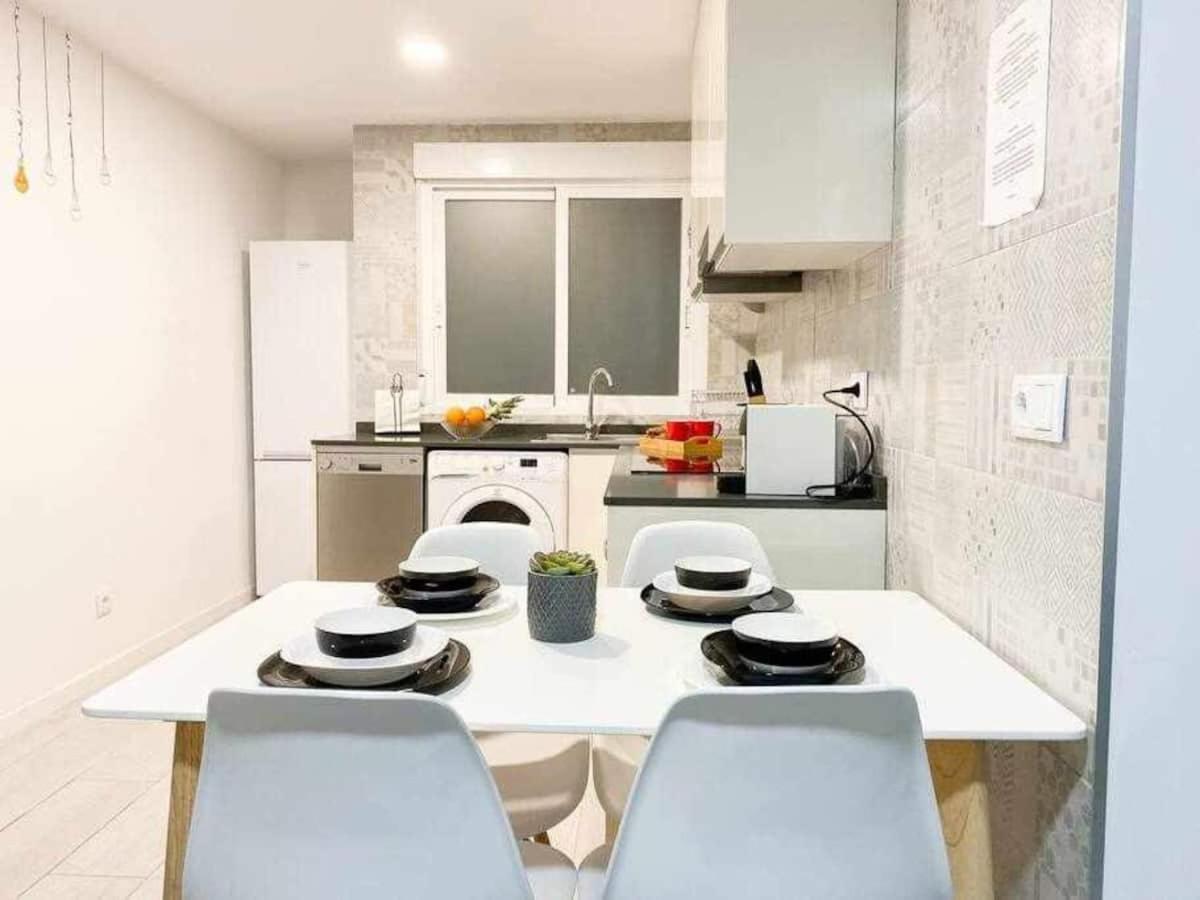 Apartment In Alicante Downtown/El Postiguet Beach Екстериор снимка