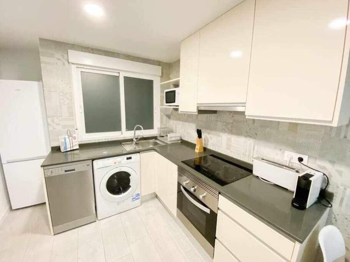 Apartment In Alicante Downtown/El Postiguet Beach Екстериор снимка